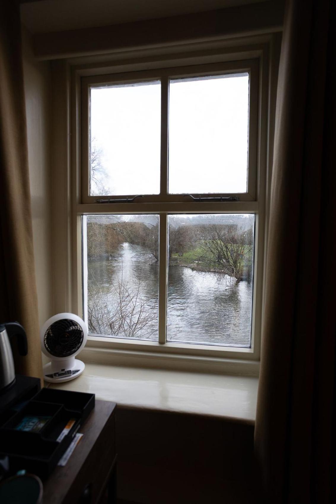 Old Mill Hotel Salisbury Luaran gambar